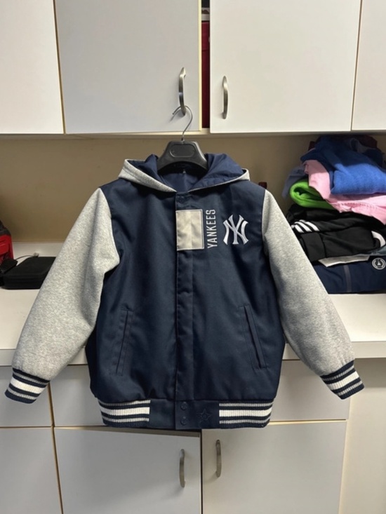 Navy Blue Hooded Jacket with NY Logo reversible - Picture 6 of 6